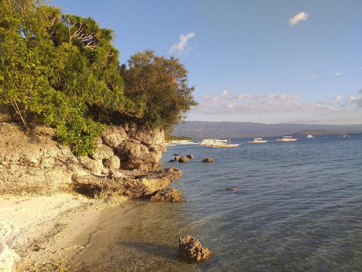 Cebu Seaview Dive Resort Moalboal Buitenkant foto