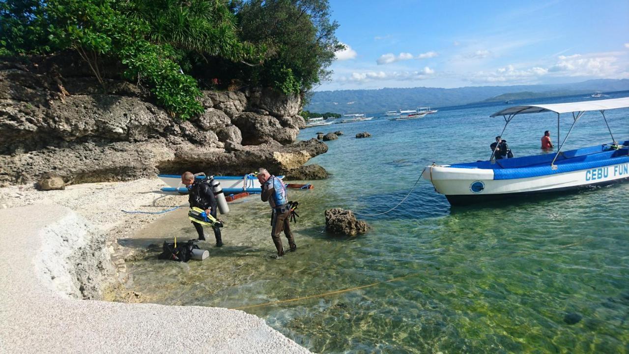 Cebu Seaview Dive Resort Moalboal Buitenkant foto